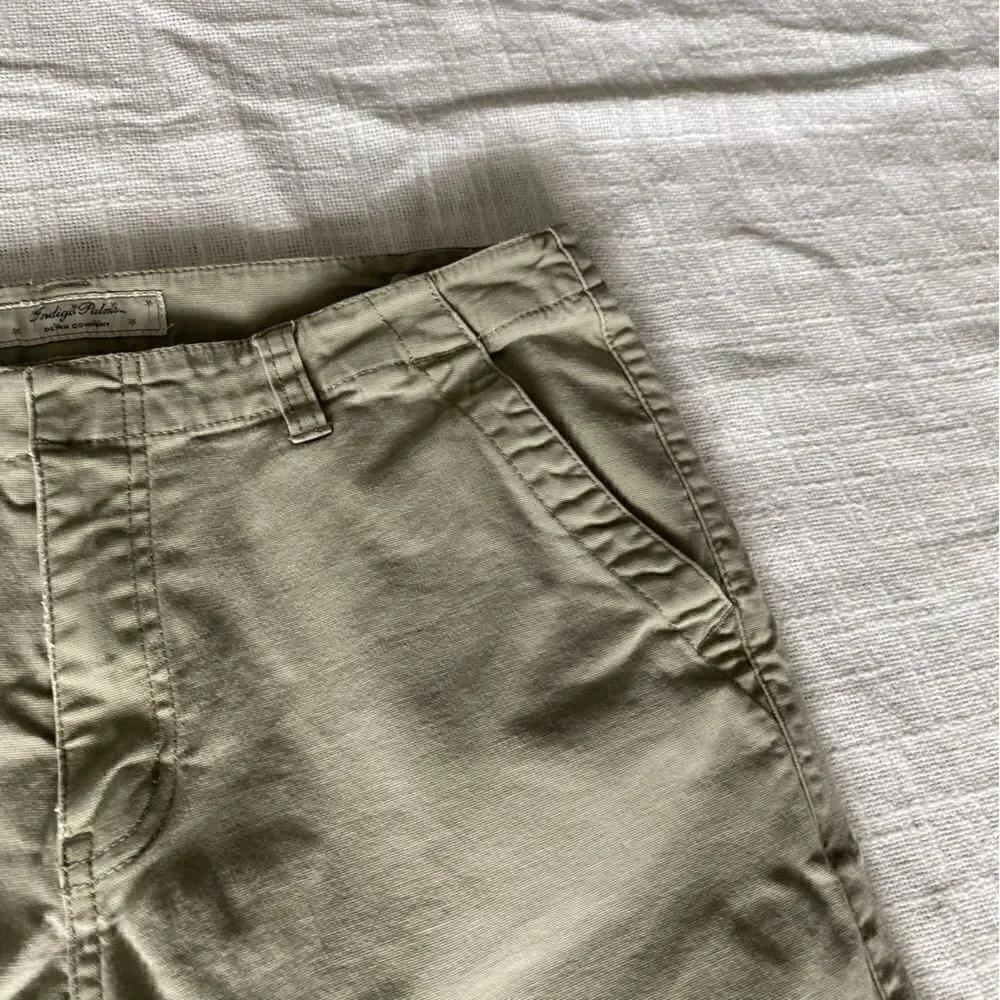 Indigo Palm Womans Sage Green Cotton Bermuda Shorts Gorpcore SZ 8